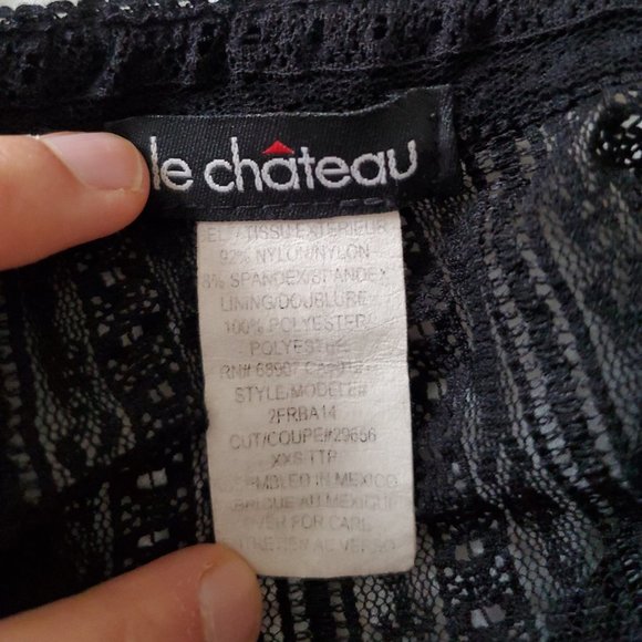 Le Chateau Sheer Stretchy Short Sleeve Black Lace Top - Picture 6 of 6